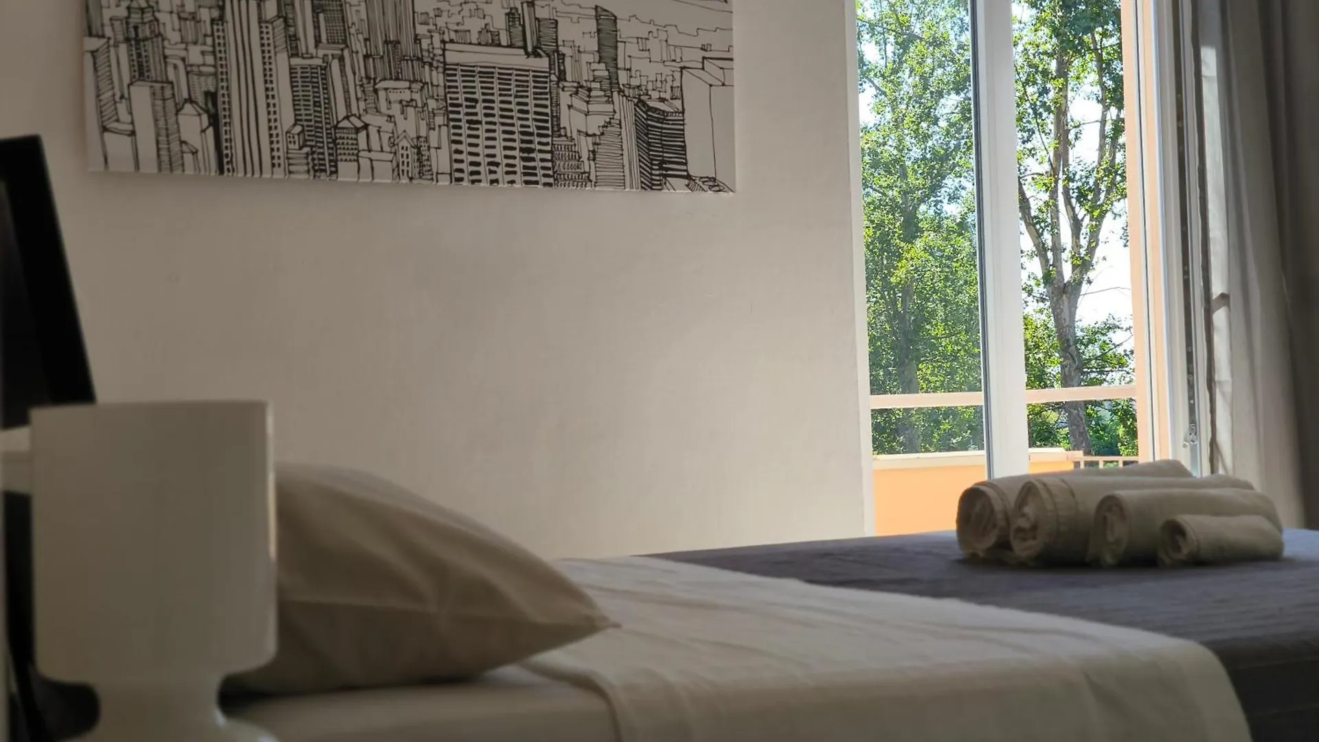 Lab42 City & San Matteo Apartment - 2 Bedrooms Pavia