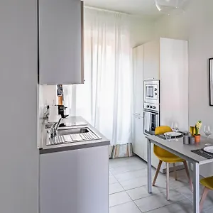 Appartamento Casa Elena - Monolocale In Zona Tranquillità Vicino Al Castello, Pavia